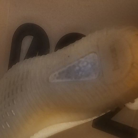 Adidas Yeezy Boost 350 V2 Cream Sneakers - Picture 5 of 7